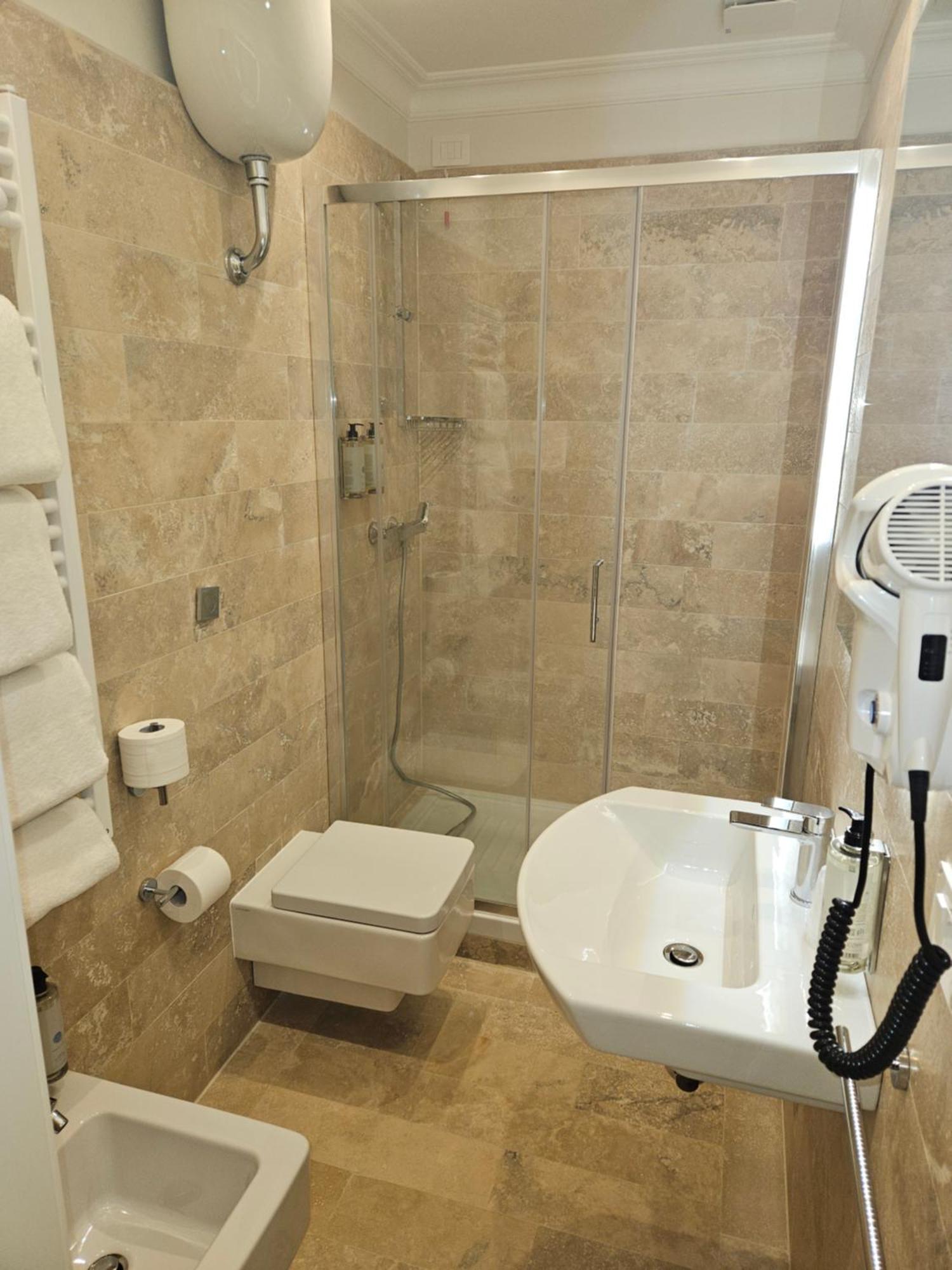 Aca Hotel Viminale Rome Bagian luar foto